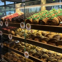Duc de Lorraine - This is inside the bakery!