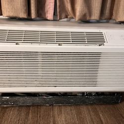Red Roof Inn Montgomery - Midtown - Nasty AC