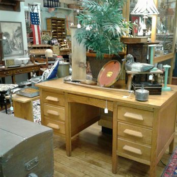 Reunions Antiques - Antiques Near Me - Leavenworth, Kansas Reunions Antiques - Antiques Near Me - Leavenworth, Kansas