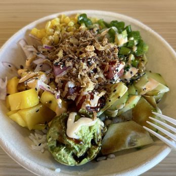 Poke Bay - Tuna Build Your Veggie Poke Bowl (Regular Size) - Poke Near Me - Madison, Wisconsin