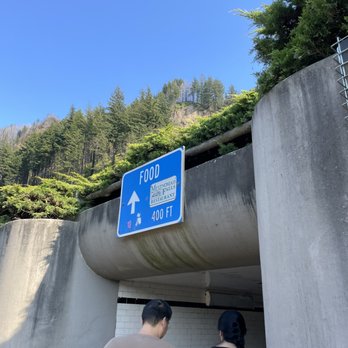 Multnomah Falls - Follow the signs - Hiking Near Me - Bridal Veil, Oregon