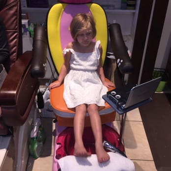Luxury Nail Bar - Kids station - Waxing Near Me - Portland, Oregon