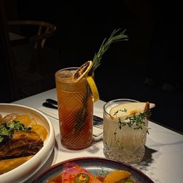 Cocktails (@eat.sar) Cocktails (@eat.sar)