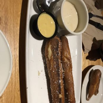 Applebee's Grill + Bar - Pretzel appetizer - American Near Me - Fenton, Missouri Applebee's Grill + Bar - Pretzel appetizer - American Near Me - Fenton, Missouri