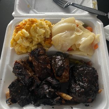 Island Jerk Hut - Jerk Chicken Dark, Mac and Cheese, Steamed Cabbage - Caribbean Near Me - Chesapeake, Virginia