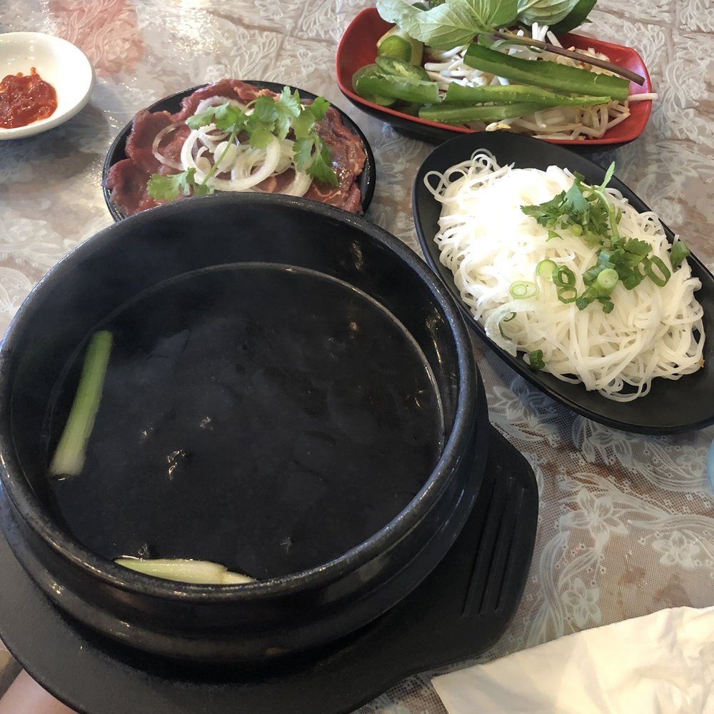Mon Viet Cafe - Filet mignon pho - Vietnamese Near Me - Arlington, Texas Mon Viet Cafe - Filet mignon pho - Vietnamese Near Me - Arlington, Texas