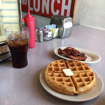 Clayton's Coffee Shop - Coffee & Tea Near Me - Coronado, California
