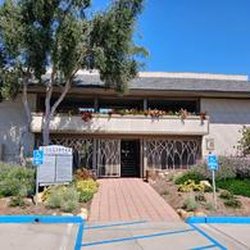 Baratto Sullivan and  Insurance Agency - Office building entrance