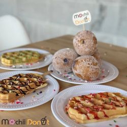 Mochii Donut - North Center - Mochi Waffle & Mochi Balls