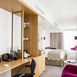Guest room