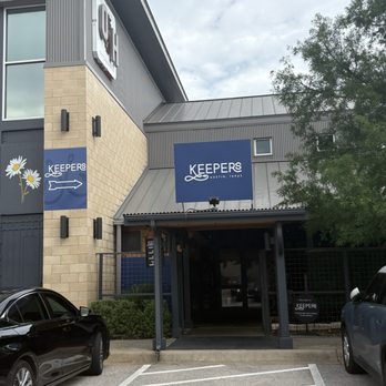 Keepers Coastal Kitchen - Seafood Near Me - Austin, Texas