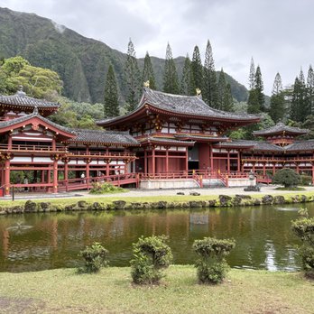 Byodo-In Temple - Buddhist Temples Near Me - Kaneohe, Hawaii