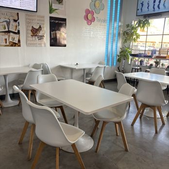 Sweet Ppang - Inside - Bubble Tea Near Me - Fresno, California