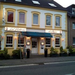 La Trattoria - Aussenansicht des Lokals Lassen Trattoria