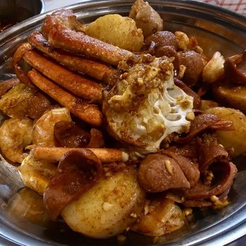 Cap't Loui - Snow Crab, Shrimp Head Off, Potatoes,Corn on the Cob, Sausages - Seafood Near Me - Cupertino, California