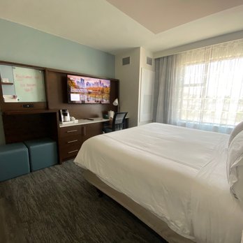 EVEN Hotel Alpharetta - Avalon Area - Hotels Near Me - Alpharetta, Georgia