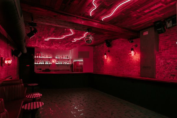 Wiggle Room by null