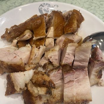 L H Restaurant - Two item bbq - soy sauce chicken was very moist and roast pork was crispy and tasty - Dim Sum Near Me - San Francisco, California L H Restaurant - Two item bbq - soy sauce chicken was very moist and roast pork was crispy and tasty - Dim Sum Near Me - San Francisco, California
