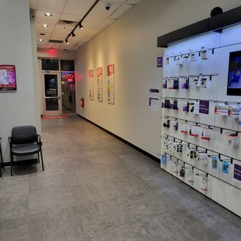 uBreakiFix by Asurion - Mobile Phone Repair Near Me - Richfield, Minnesota uBreakiFix by Asurion - Mobile Phone Repair Near Me - Richfield, Minnesota