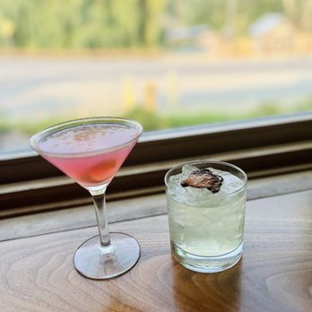 Arrowleaf Bistro - two cocktails on a table - New American Near Me - Winthrop, Washington Arrowleaf Bistro - two cocktails on a table - New American Near Me - Winthrop, Washington