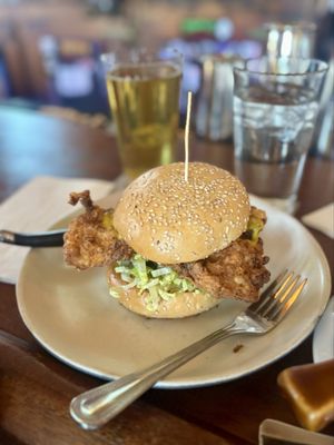 Connecticut Yankee by null