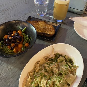 Rose Park Roasters - Coffee & Tea Near Me - Long Beach, California Rose Park Roasters - Coffee & Tea Near Me - Long Beach, California