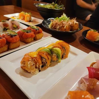 EAT'S SUSHI - Sushi Bars Near Me - Costa Mesa, California
