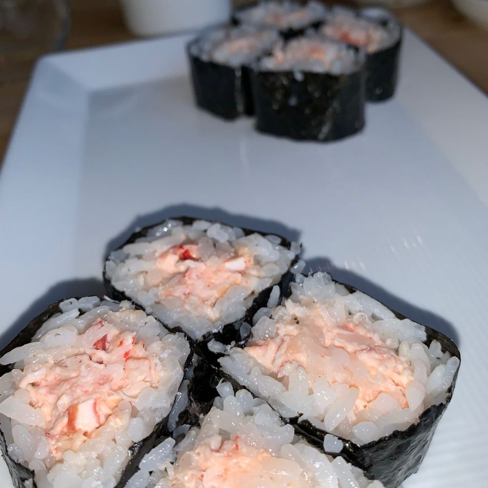 SUGARFISH | Pasadena - Split Cut Roll with Lobster - Japanese Near Me - Pasadena, California SUGARFISH | Pasadena - Split Cut Roll with Lobster - Japanese Near Me - Pasadena, California