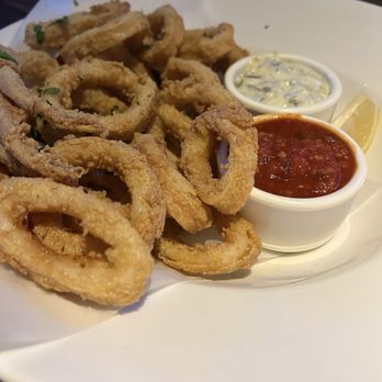 Yard House - Fried Calamari - New American Near Me - Austin, Texas
