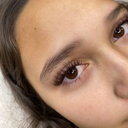Lashed By Yesica - Set: Hybrid
Style: brown wispy cat eye