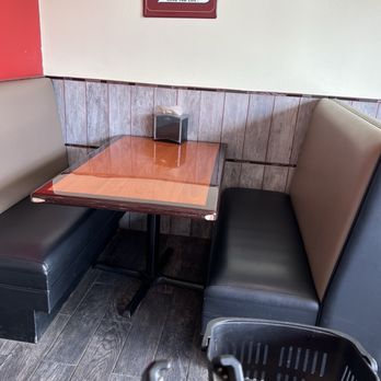 CheZee Pizza - Pizza Near Me - Portland, Oregon