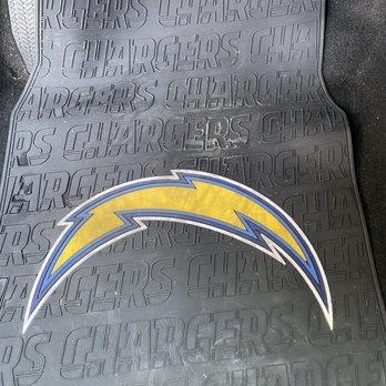 Rancho Car Wash - Dirty mats - Car Wash Near Me - Temecula, California