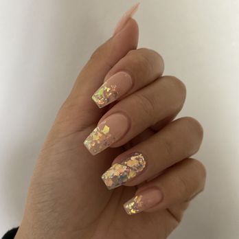 Be My Nails - Dip powder ombré with glitter! - Nail Salons Near Me - Milpitas, California