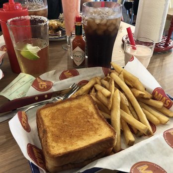 Mia's Table - Patty Melt - American Near Me - Webster, Texas Mia's Table - Patty Melt - American Near Me - Webster, Texas