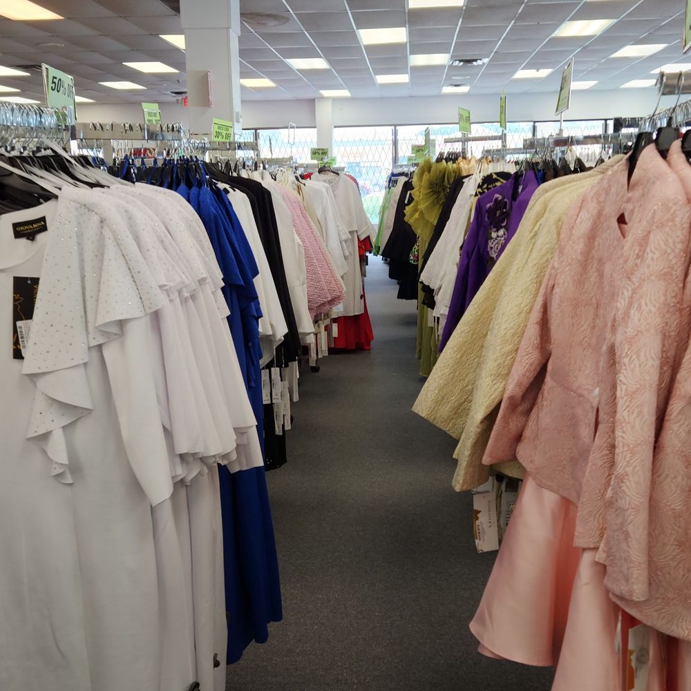 Dress Code - Many stylish dresses for any occasion. - Women's Clothing Near Me - Atlanta, Georgia