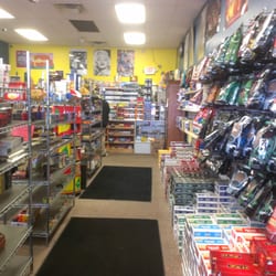 Smokes N Stuff - Inside