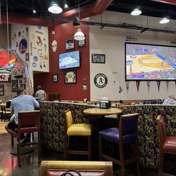 The Charlie - Seating - Pizza Near Me - Tuolumne, California The Charlie - Seating - Pizza Near Me - Tuolumne, California