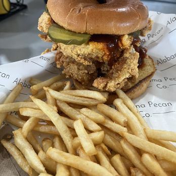The Alabama Pecan Company - Nashville hot chicken sandwich - Cafes Near Me - Enterprise, Alabama The Alabama Pecan Company - Nashville hot chicken sandwich - Cafes Near Me - Enterprise, Alabama