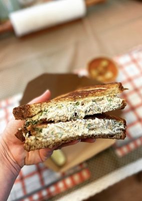 Syndicate Coffee + Bakery + Kitchen by null