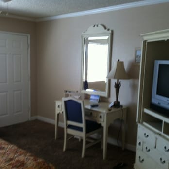 Shell Beach Inn - Adorableness! - Hotels Near Me - Pismo Beach, California