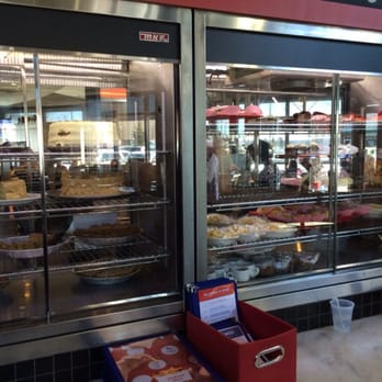 Cochon Dingue Lebourgneuf - Dessert coolers at front entrance - French Near Me - Quebec City, Quebec Cochon Dingue Lebourgneuf - Dessert coolers at front entrance - French Near Me - Quebec City, Quebec