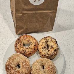 Bagels Up - Bagels