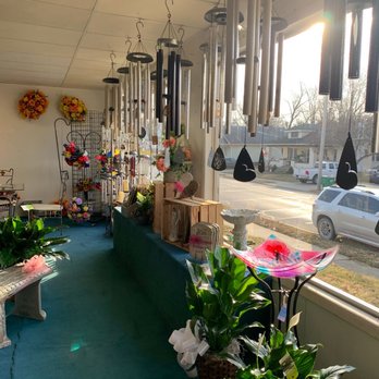 Myers Flower Shop - Bridal Near Me - Washington, Indiana