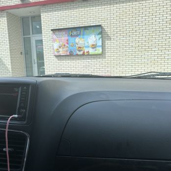 Andy's Frozen Custard - Ice Cream & Frozen Yogurt Near Me - Independence, Missouri