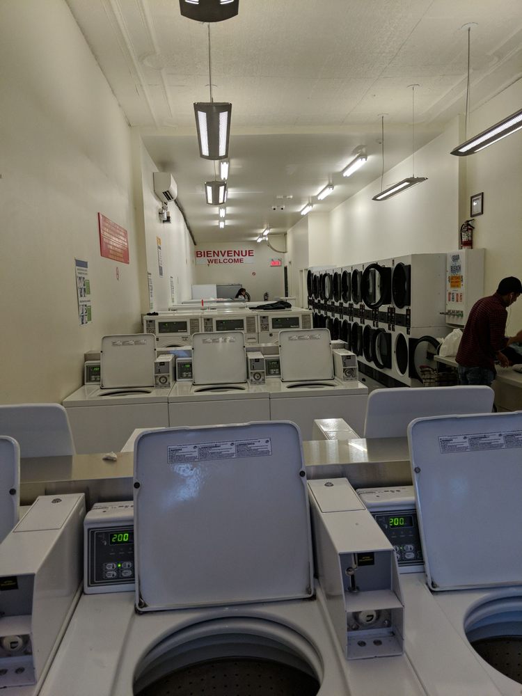 BUANDERIE Updated August 2024 3644 Boulevard SaintLaurent, Montréal, Quebec Laundromat
