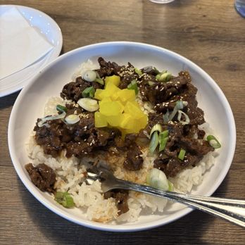 bb.q Chicken - Bulgogi Rice Bowl. The rice was perfect. - Chicken Shop Near Me - Carmel, Indiana bb.q Chicken - Bulgogi Rice Bowl. The rice was perfect. - Chicken Shop Near Me - Carmel, Indiana