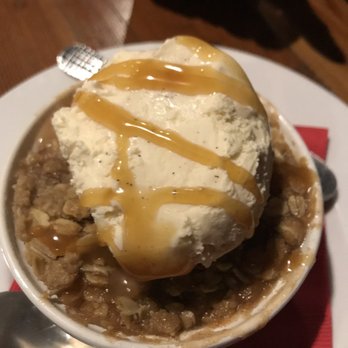 The Island Hideaway - mini apple pie with ice cream- Yum! - Seafood Near Me - Solomons, Maryland