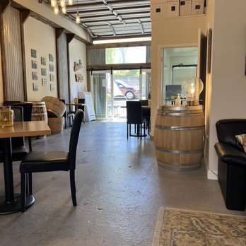 Old County Cellars - Small but very beautiful spot - Wineries Near Me - San Carlos, California Old County Cellars - Small but very beautiful spot - Wineries Near Me - San Carlos, California