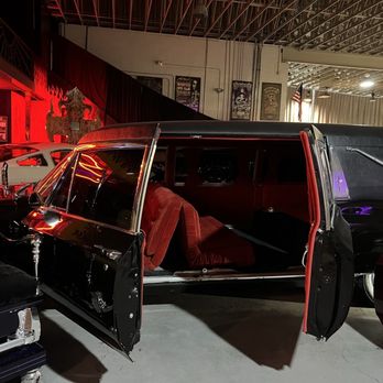 Count's Kustoms - inside - Auto Customization Near Me - Las Vegas, Nevada
