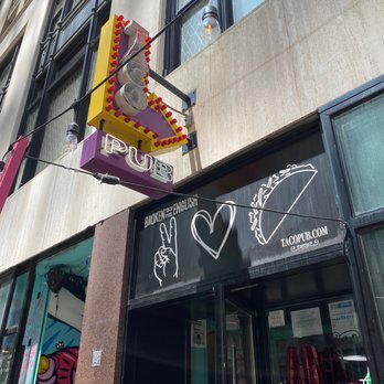 Broken English Taco Pub - The Loop - Front entrance - Mexican Near Me - Chicago, Illinois